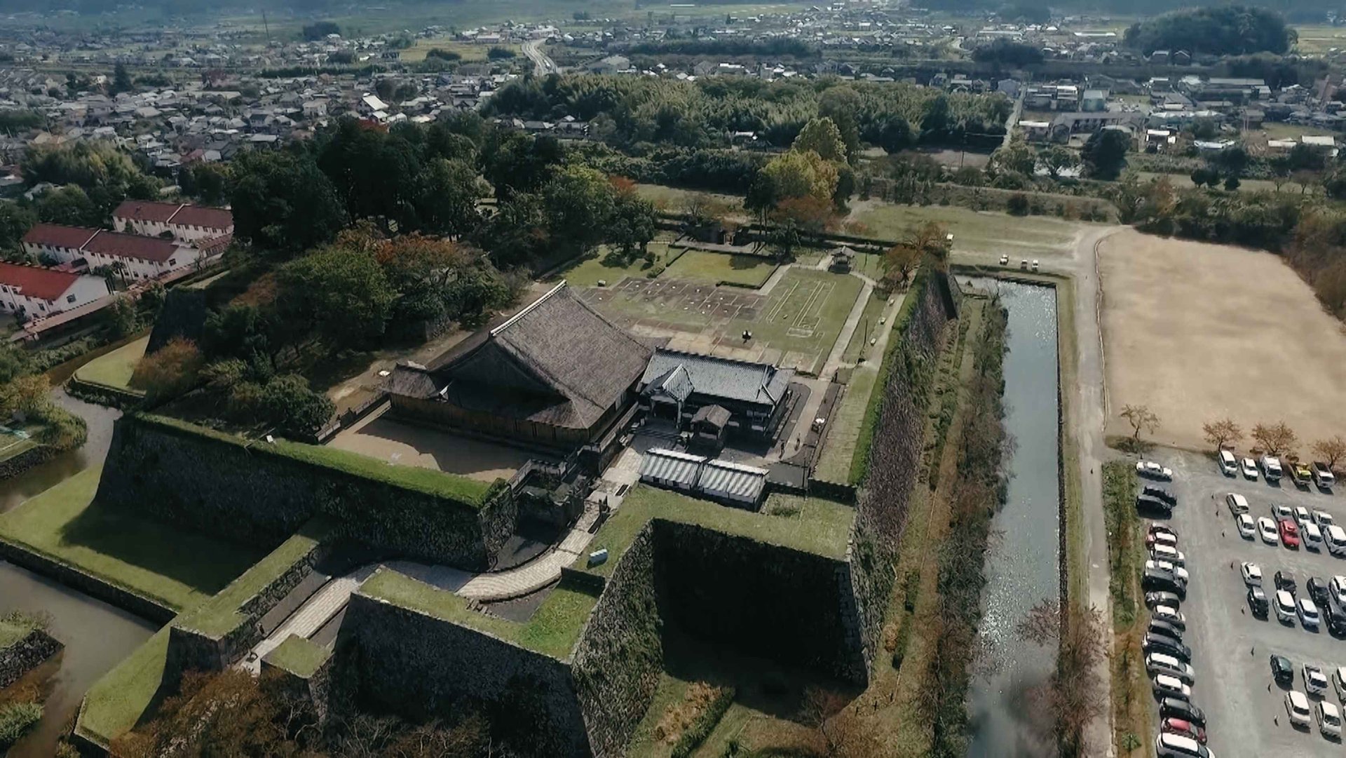 篠山城下町ホテル NIPPONIA — 兵庫・丹波篠山市、城下町全体を翻案した7棟分散型ホテル