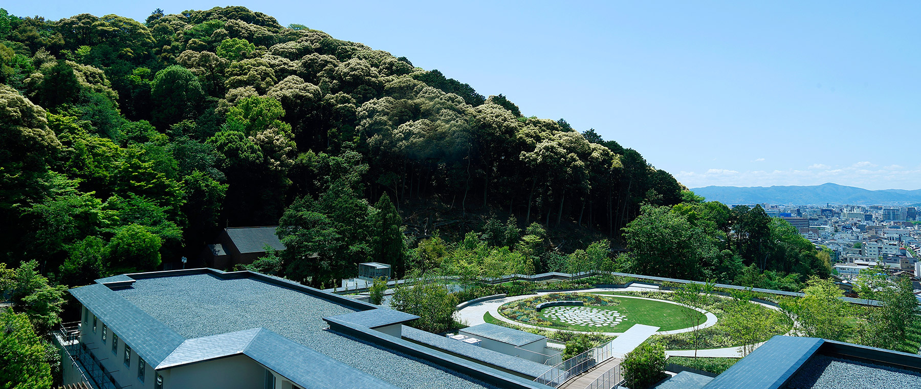 ウェスティン都ホテル京都 数寄屋風別館 佳水園 — 京都・粟田口 · 1959年村野藤吾設計、2020年中村拓志改修