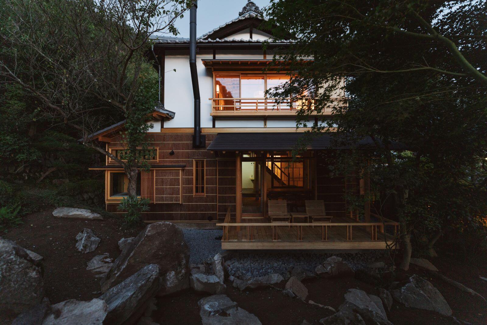 鄙の宿 金宇館 — 松本市美ヶ原温泉・里山辺 · 昭和初期築の木造三階建てを継ぐ全九室の数寄屋旅館