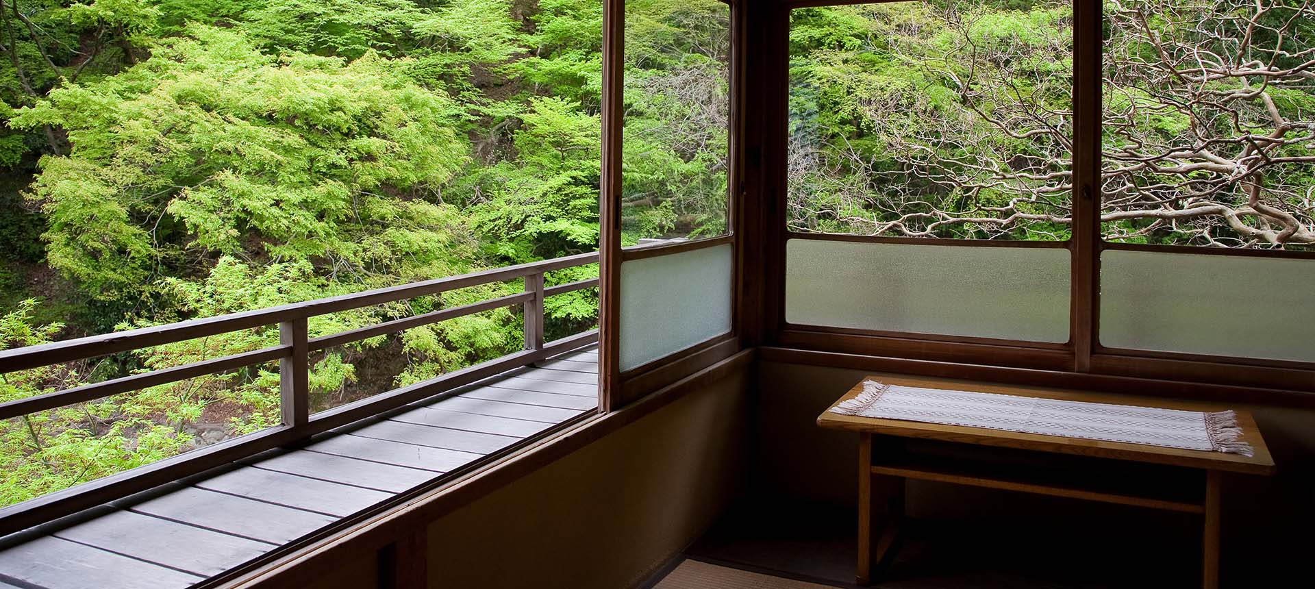 文化財の宿 福住楼 — 箱根・塔之沢 · 1890年創業、早川渓谷に建つ登録有形文化財の数寄屋旅館