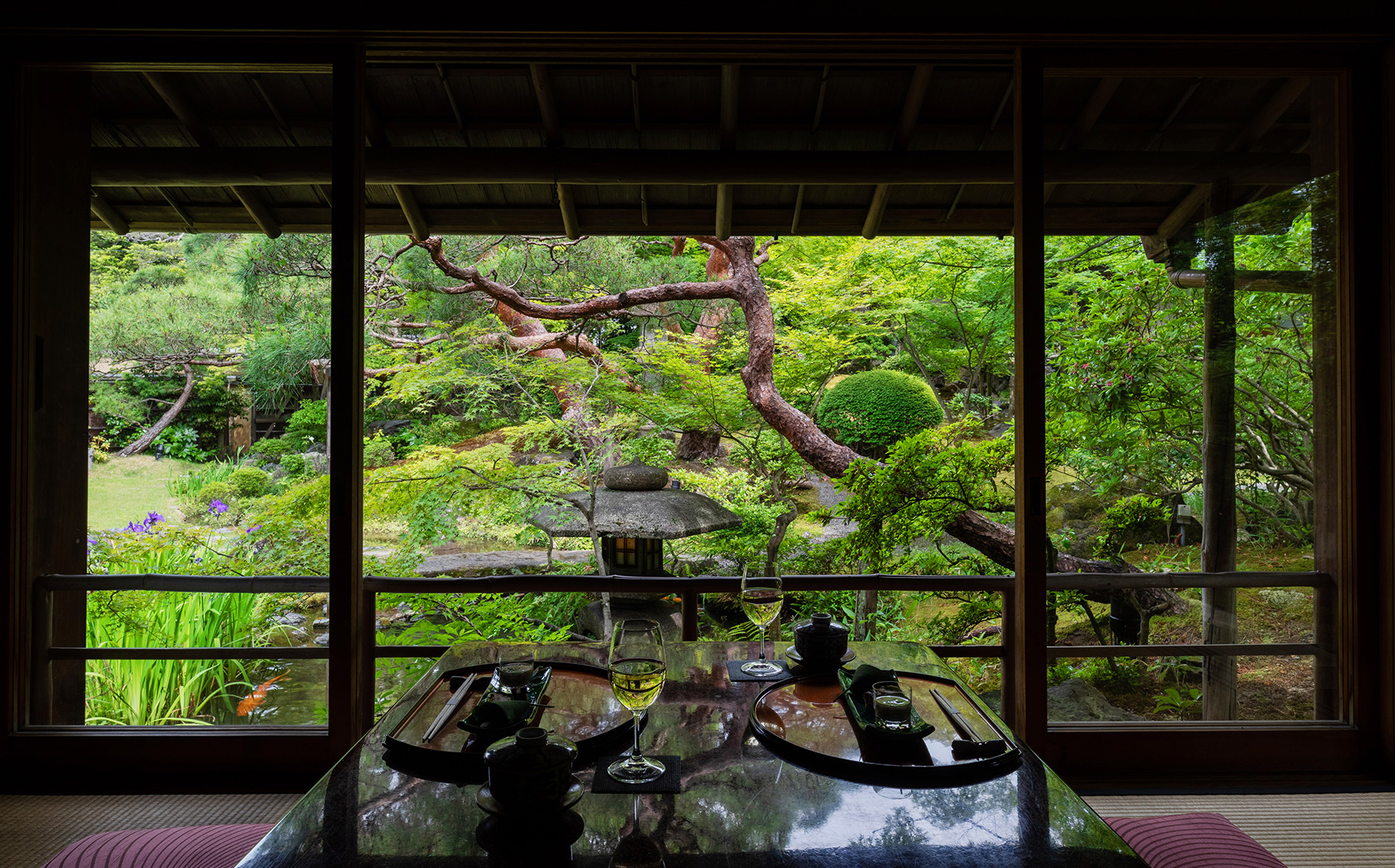 南禅寺参道 菊水 — 京都・南禅寺福地町 · 池泉廻遊式庭園と東山の遠借
