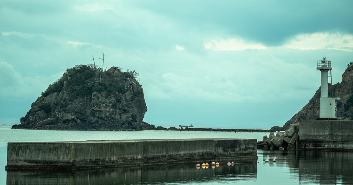 NIPPONIA 出雲鷺浦 漁師町 — 出雲市大社町鷺浦 · 北前船寄港地の漁師町・3棟5室の古民家宿