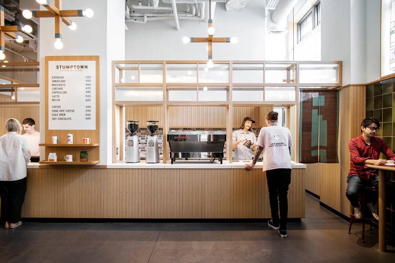 ACEホテル京都 — ロビー階のStumptown Coffee Roasters · 日本初出店のポートランド系ロースタリー