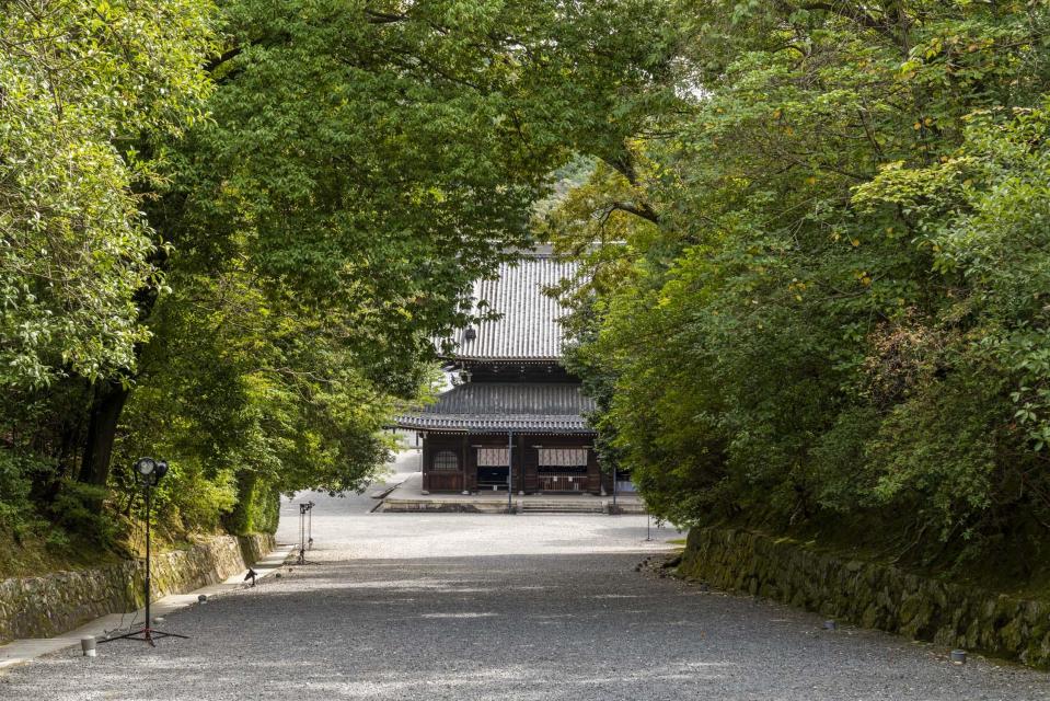俵屋旅館 — 京都・麸屋町 · 江戸期から続く町家数寄屋の外観