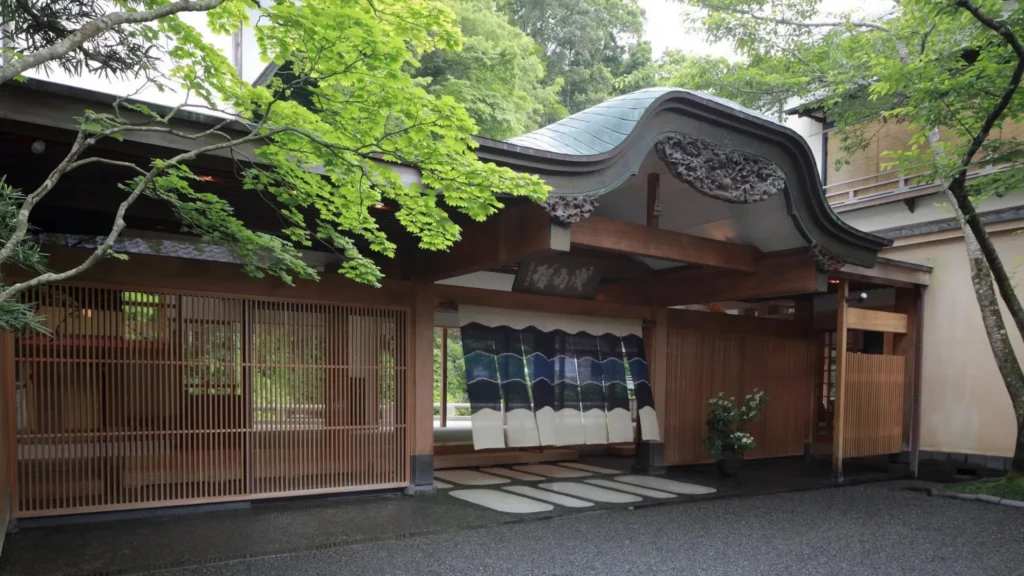 あさばの宿泊料金は？修善寺・能舞台の宿、安い月と口コミ傾向