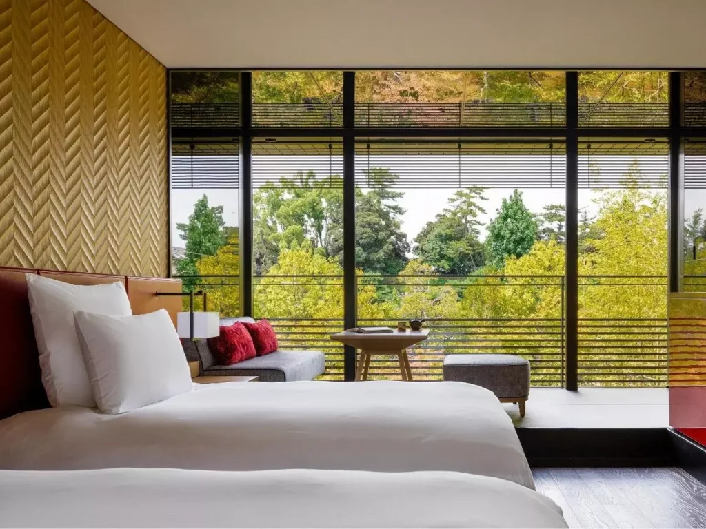 ギャリア二条城の朝食は和洋セット、二条城南隣25室の料金