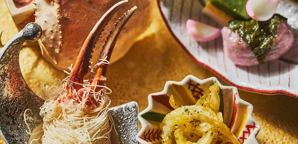 湯宿 嵯峨沢館 — 伊豆市門野原 · 公式サイトに掲載された懐石料理の一皿